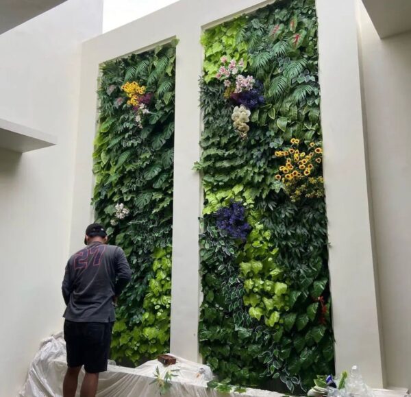 Vertical Garden Daun Sintetis